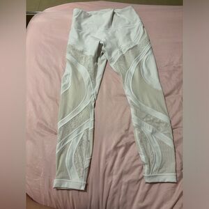 Lululemon leggings size 10